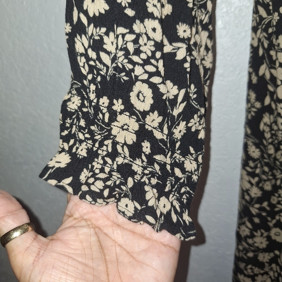 Sonoma Floral Maxi Dress MATERNITY Large Black with Tan Flowers - Picture 5 of 11